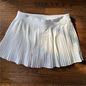 Lululemon White Pleated tennis Skirt